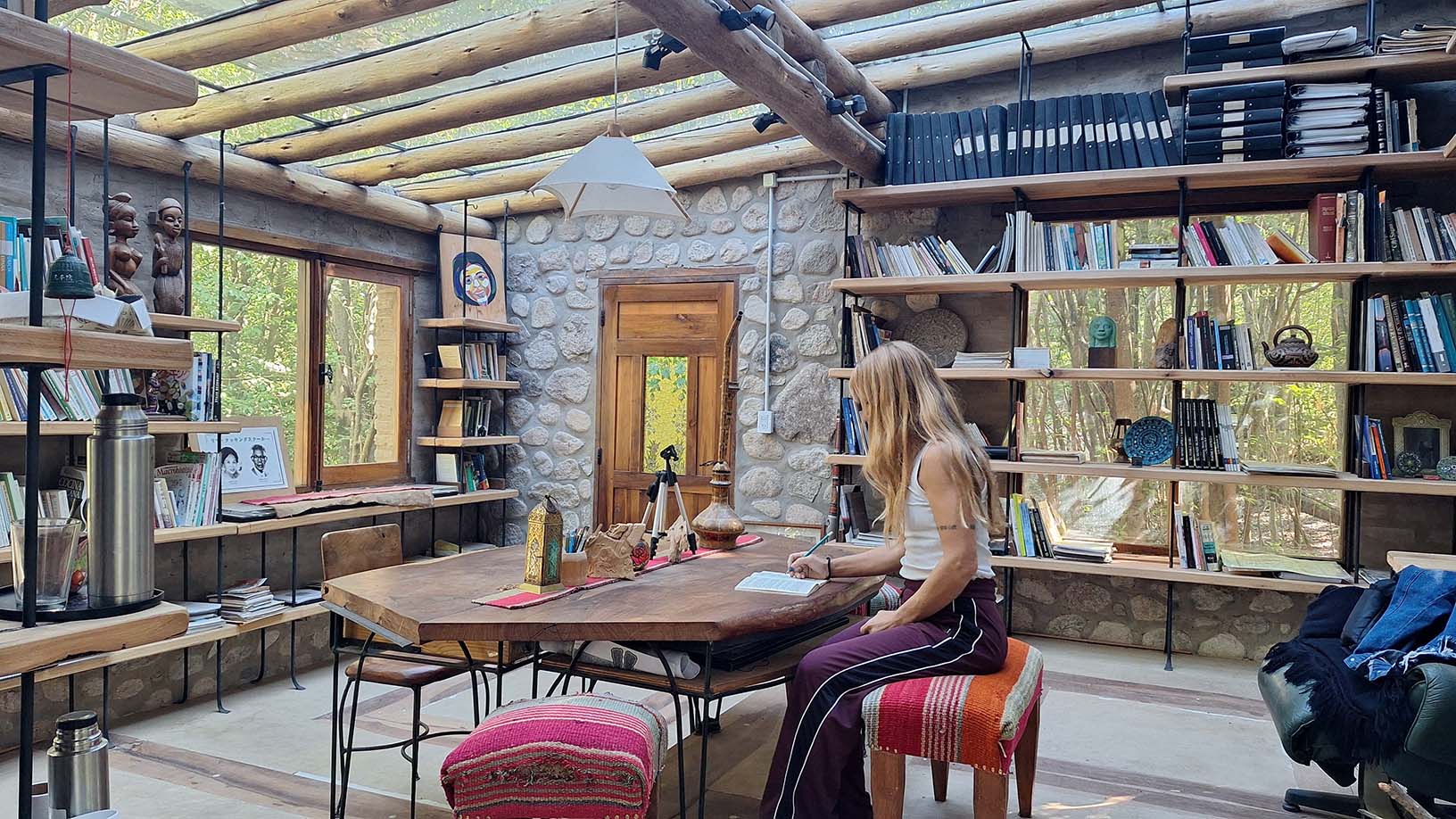 Preparando clases en la biblioteca